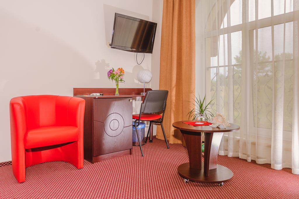 Terminal-A Hotel Ryasne-Ruske Zewnętrze zdjęcie